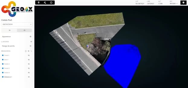 Topographic profile cut combining land and bathymetric surveys by drones.